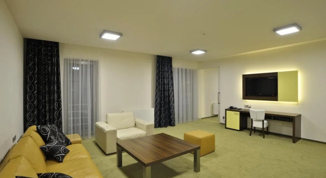 Lesni Hotel