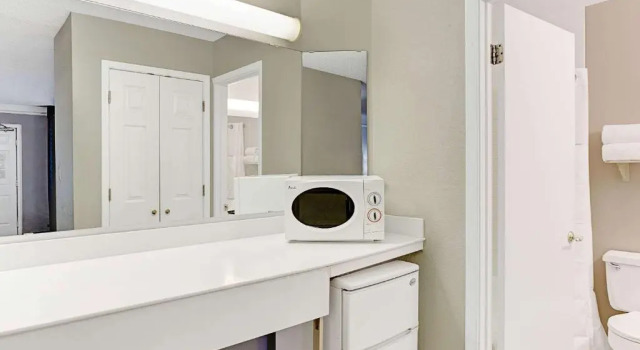 Двухместный люкс c 1 комнатой Days Inn by Wyndham Tucson City Center