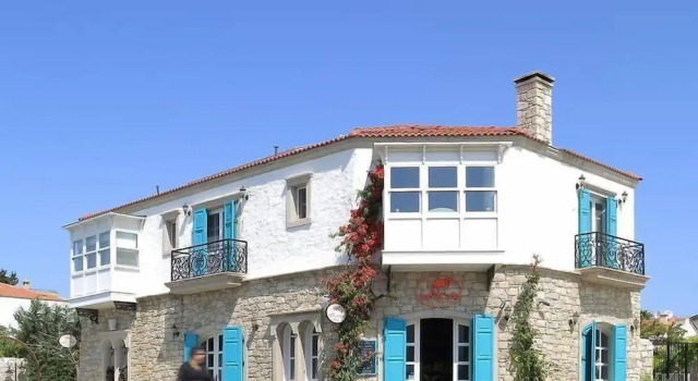 Swan Deluxe 1890 Otel, Rezerwuj Hotel Çeşme Izmir