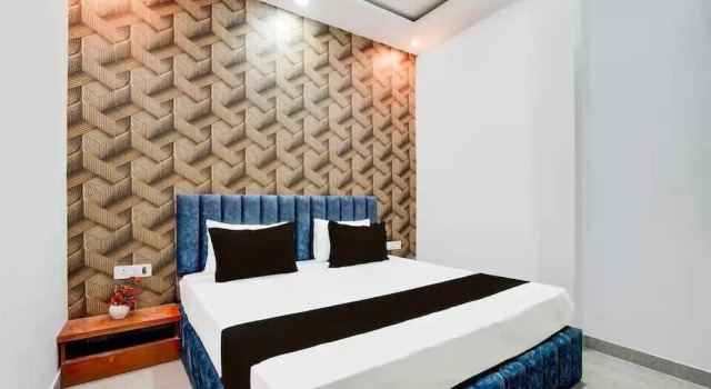 Номер Deluxe Siddhi vinayak inn