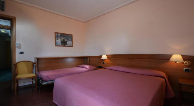 Трёхместный номер Standard Hotel Siena