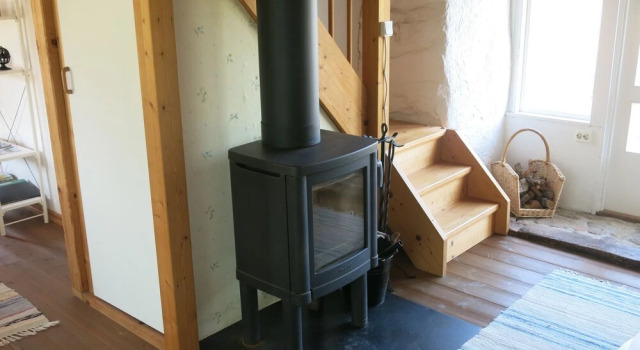 Korsbarsgarden Undantaget, Book Hotel Tomelilla 