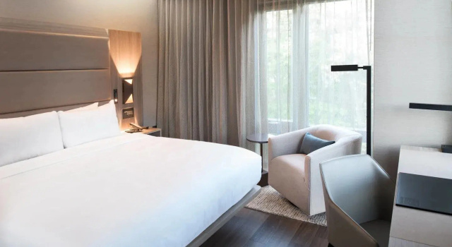 Одноместный люкс AC Hotel by Marriott Boston Cleveland Circle