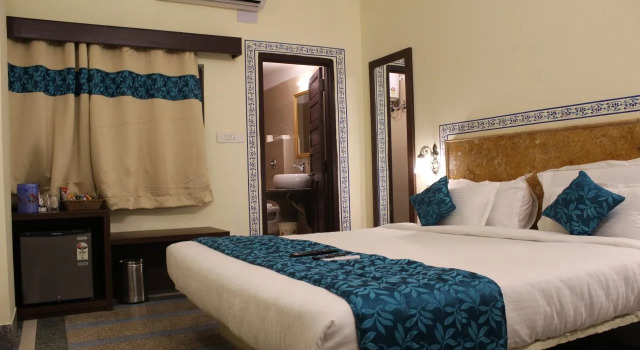 Hotel Janak Vilas
