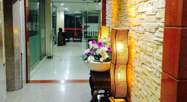 Mall Suites Hotel