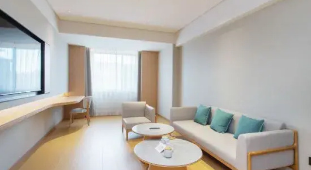 Люкс JI Hotel (Huludao Wenxingnan Road)