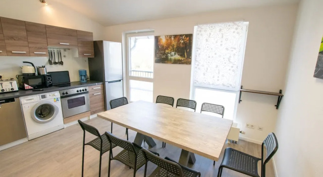 Tolstov-Hotels Airport 3 Room City Apt.
