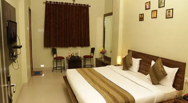 OYO Rooms Sai Baba Mandir Abu Road, Забронировать Отель Отели штата Раджастхана с парковкой, Парковка