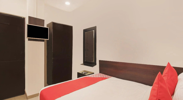 OYO 26883 Vasundhara Guest House, Rezerwuj Pensjonat Secunderabad 