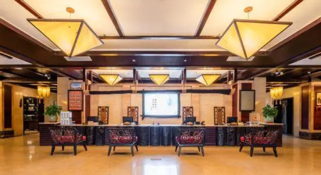 Guangyuan Jianmenguan Tianci Hot Spring Vacation Hotel, Забронировать Отель Отели Гуанъюань 4 звезды, 4*