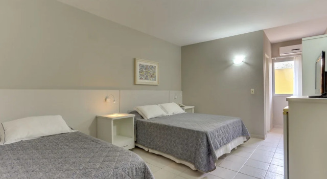 Четырёхместный номер Standard Цокольный этаж Canasvieiras Hotel