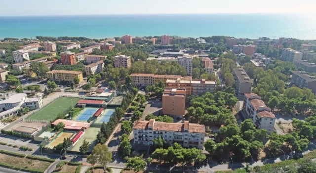 B&B La Fenice, Book Bed and Breakfast Hotels in Sicily with Parking, Parking
