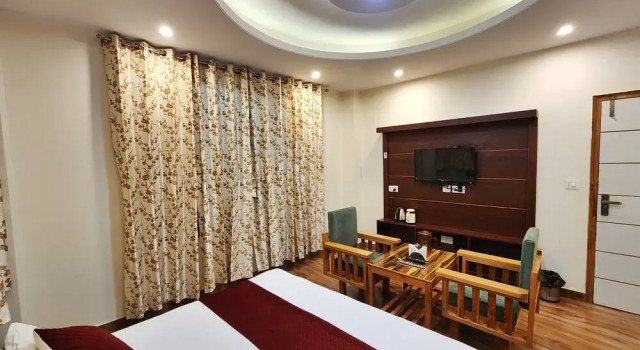 Номер Deluxe Hotel Royal Cedar Simla