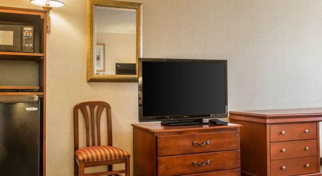 Четырёхместный люкс Quality Inn Hackettstown - Long Valley