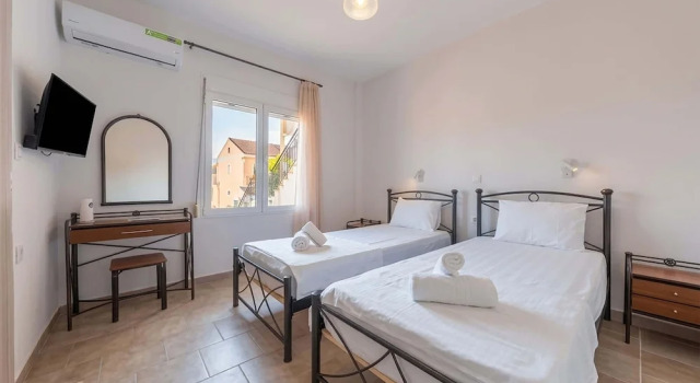 Gavriil Apartments Corfu - Courtyard Retreat, Забронировать Апартаменты/квартира Отели периферии Ионических островов с парковкой, Парковка