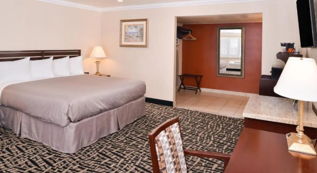 Люкс Americas Best Value Inn & Suites El Monte