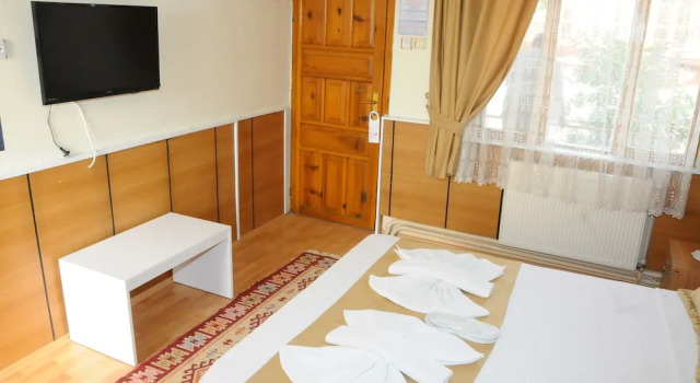 Двухместный номер Deluxe с балконом Kervansaray Hotel