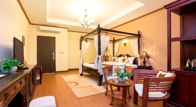 Двухместный номер Deluxe с балконом Bali Hotel
