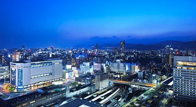Двухместный клубный люкс большой угловой c 1 комнатой Sheraton Grand Hiroshima Hotel