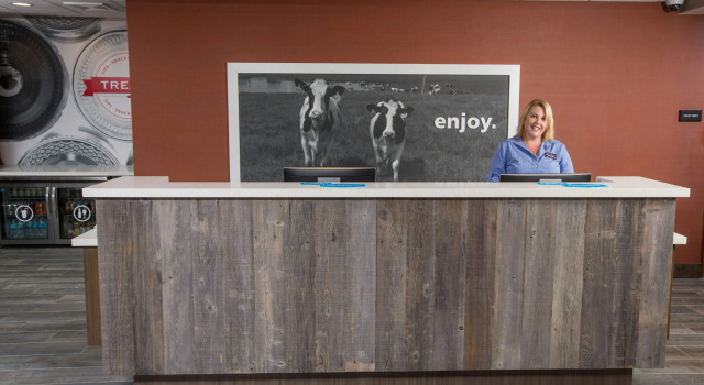 Hampton Inn & Suites Buellton/Santa Ynez Valley, Ca, Забронировать Отель Бьюэлтон Santa Ynez Valley