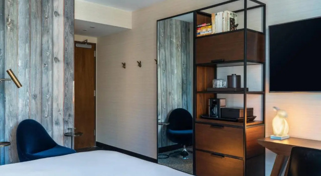 Двухместный номер Renaissance New York Chelsea Hotel