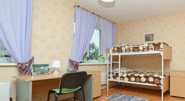 Жилое помещение Family, Забронировать Хостел Отели Городского округа Екатеринбурга - Северный управленческий округ с парковкой, Парковка