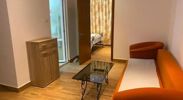 Vila Suzana, Rezervasyon Otel Venus Köstence