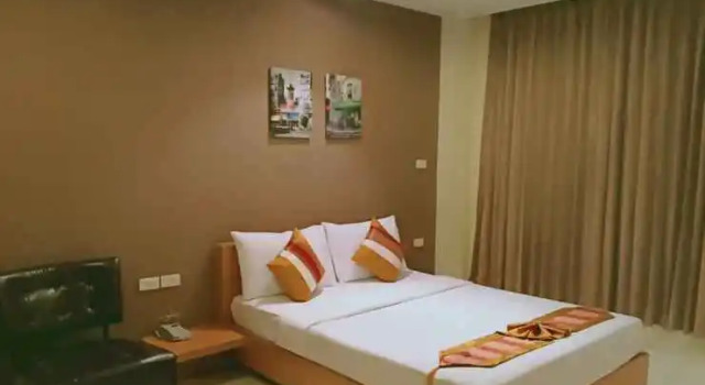 Sena House Paholyothin 30