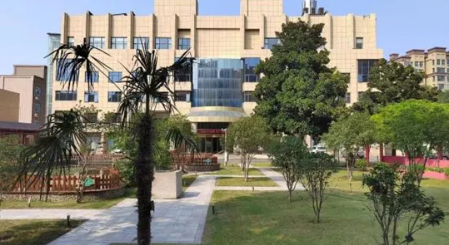 Zhengzhou Yindu Hotel (China Great Wall Aluminum), Rezervovat Hotel Čeng-čou Henan