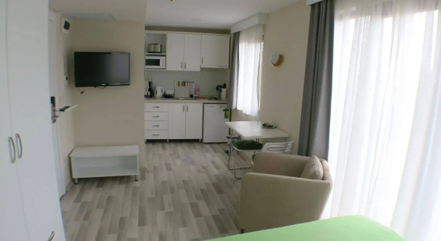 Siper Apartments, Забронировать Апартаменты/квартира Отели Стамбула с парковкой, рядом с City's Nisantasi, Парковка