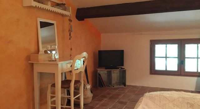 La Petite Sardine, Book Hotel Hoteller i Lirac med pool, Swimmingpool