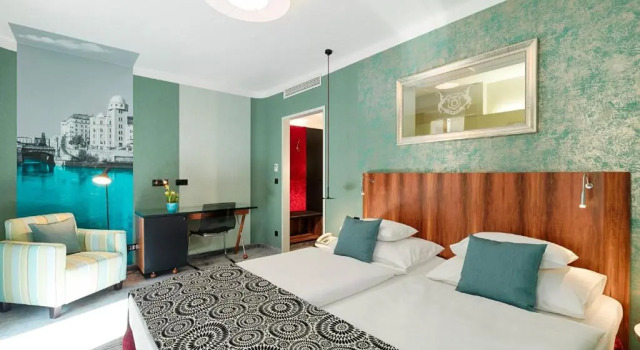 Двухместный номер с балконом и с видом на внутренний двор Hotel Capricorno