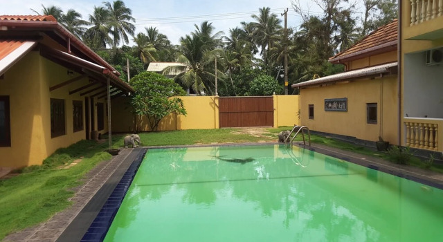 Astonishing Villa Firenze Galle Srilanka, Забронировать Вилла Додандува Округ Галле