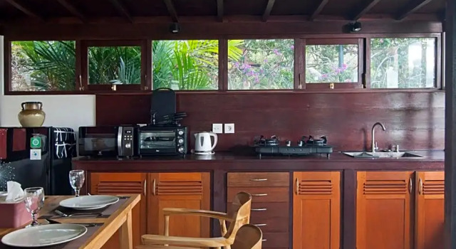 Вилла Deluxe Canang Sari Villas
