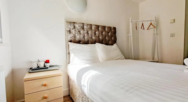 Accommodation Bradford, Забронировать Отель Брэдфорд Западный Йоркшир, рядом с Брэдфордский музей полиции