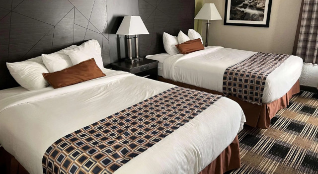 Четырёхместный номер Standard Sleep Inn Champaign North - Urbana