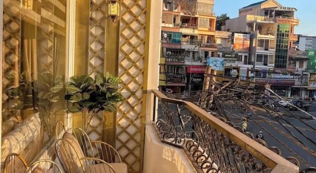 Люкс Sweet Lavender Hotel - Ngay chợ đêm Đà Lạt