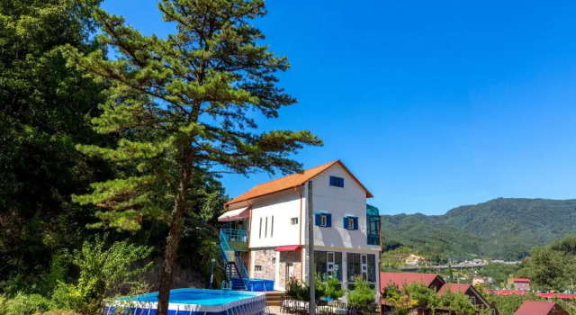 Siloam Sunny Hill