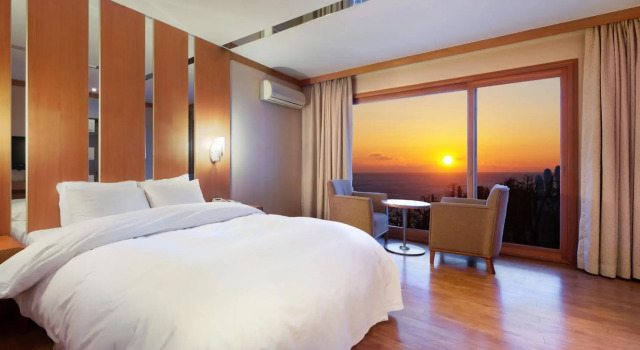 Sun Cruise Resort and Yacht, Boek Resort Hotels in Gangwon-Do met parkeren, Parkeren