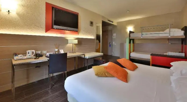 Семейный номер Deluxe Best Western Plus Soave Hotel
