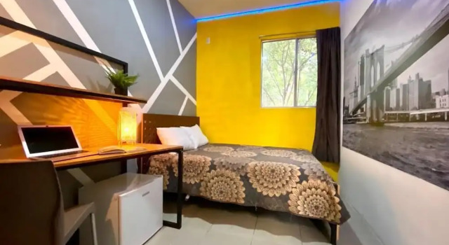 ROOMIES HOSTEL Parque México, Забронировать Хостел Хостелы Мехико, рядом с Estela de Luz, Хостел