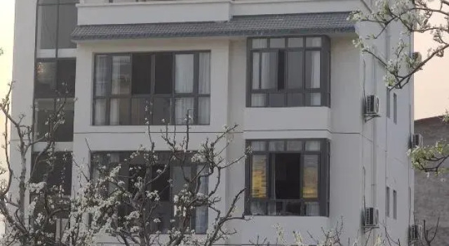 Hanyuan Liyuan Guesthouse, Prenota Hotel Hotel a Sichuan con parcheggio, Parcheggio