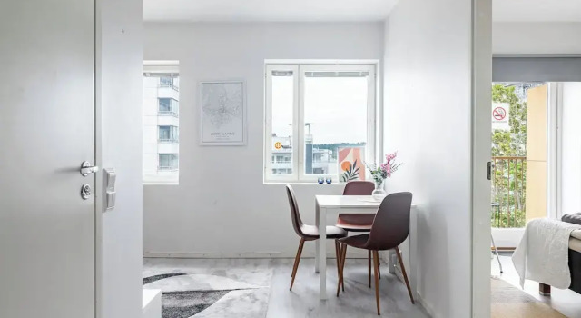 Modern 1BR Home with Sauna & Balcony, Boek Hotel Hotels in Zuid Finland met parkeren, Parkeren