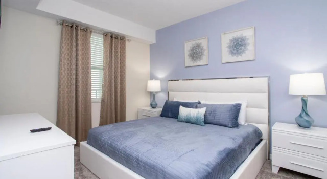 Stunning 2 Bd Close to Disney @ Storey Lake 203, Rezerwuj Hotel Kissimmee Kissimmee