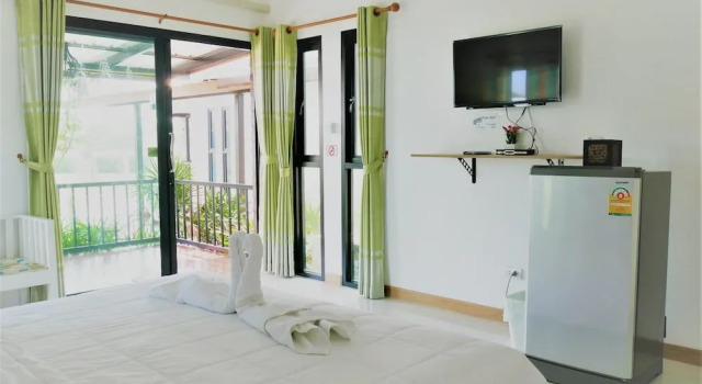 Chomyieam Fishingpark Resort, Забронировать Курортный отель Отели Кхири-Мат 3 звезды, 3*