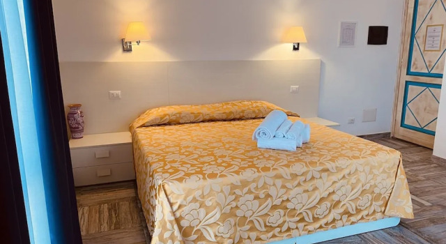 Двухместный номер Superior с балконом Hotel Muita di Mari