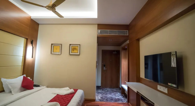 Двухместный номер Deluxe JK HOTELS