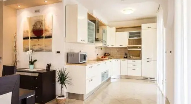 Apartments Roy