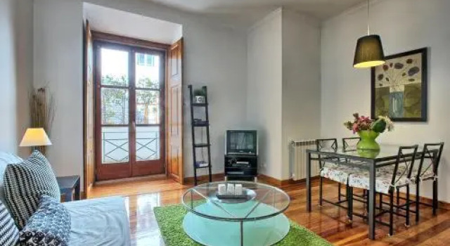 MyPlaceLisbon - Cais de Alfama Apartment, Забронировать Апартаменты/квартира Санта-Мария-Майор Лиссабон, рядом с Money Museum