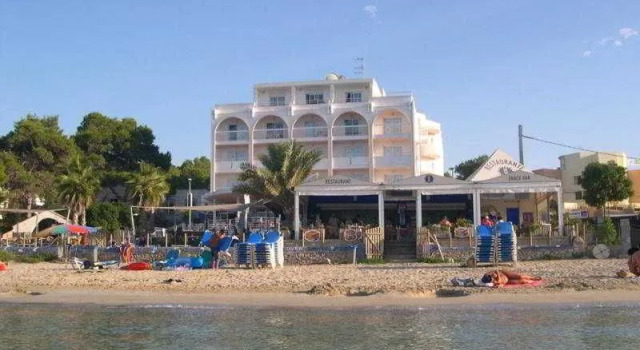 Sirena I, Book Hotel Sant Antoni de Portmany 